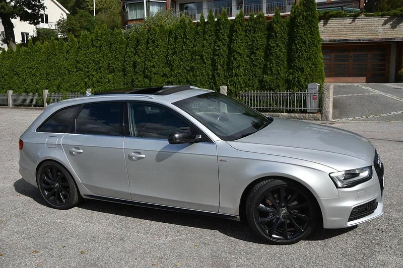 Silver Begagnad 2013 Audi A4 S-Line Kombi | 139 000 kr (Dyr) - Bild 1/4
