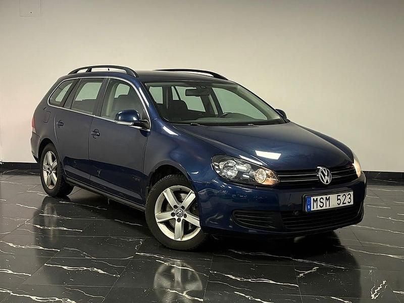 Begagnad VW Golf VII 105 HK (77 kW) 2013 Blå Kombi