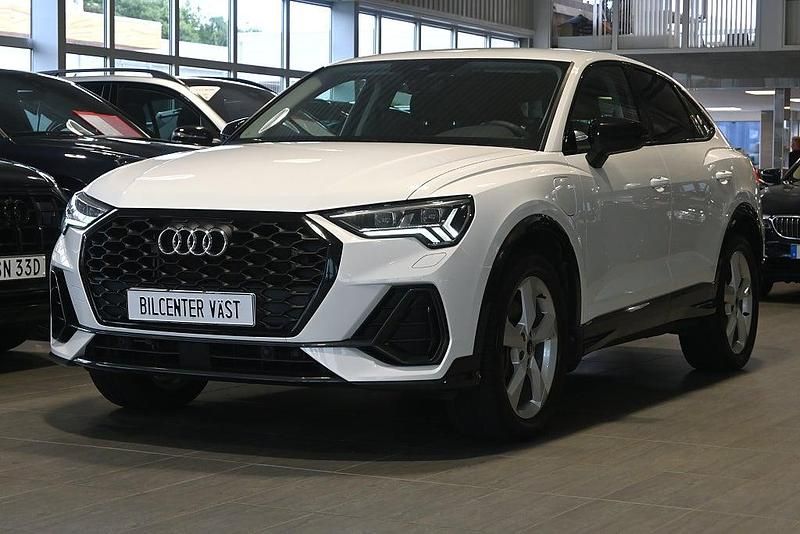 Vit Begagnad 2022 Audi Q3 Sportback Proline SUV | 384 000 kr (Marknadspris) - Bild 1/4