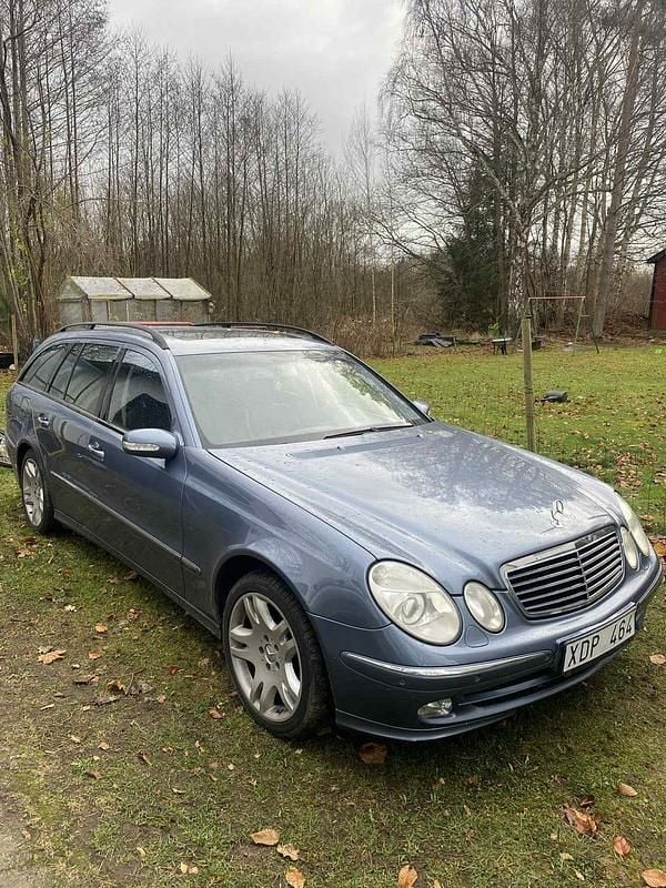 Begagnad 2003 Mercedes E320 | 38 000 kr (Bra pris) - Bild 1/4