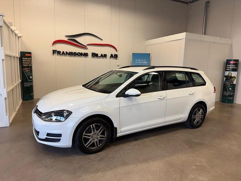 Begagnad VW Golf VII 110 HK (80 kW) 2017 Vit