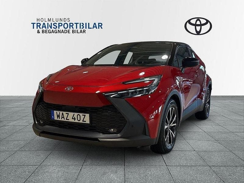 Röd Begagnad 2023 Toyota C-HR Style SUV | 379 900 kr (Bra pris) - Bild 1/4