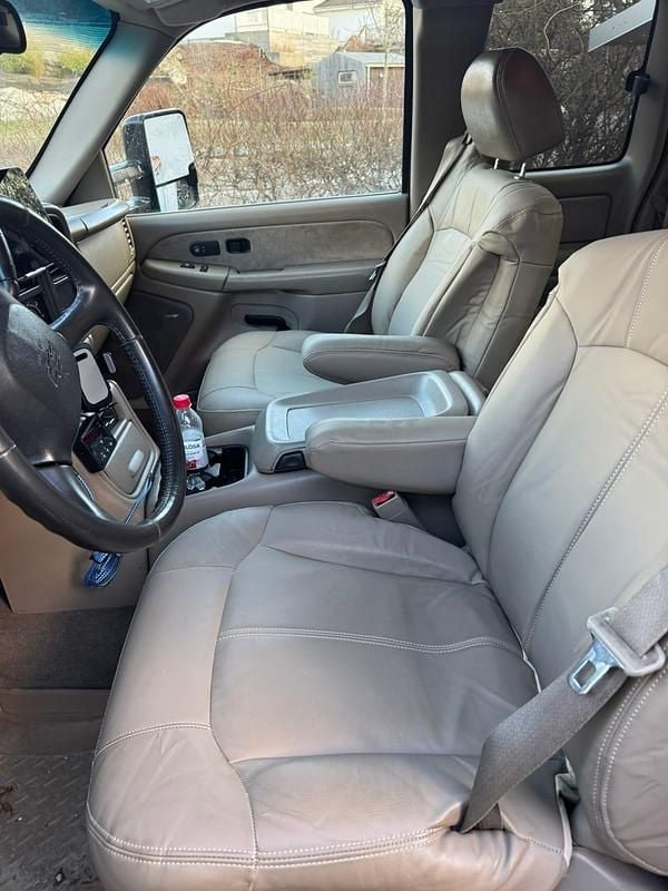 Begagnad Chevrolet Silverado 304 HK (223 kW) 2001 Sedan