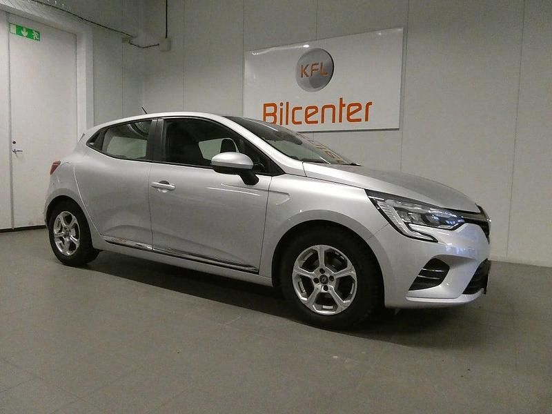 Begagnad Renault Clio V Zen 101 HK (74 kW) 2020 Silver Halvkombi