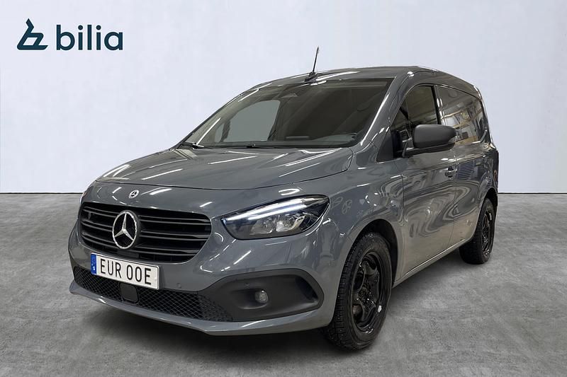Grå Begagnad 2023 Mercedes Citan 112 Pickup | 249 000 kr (Dyr) - Bild 1/4