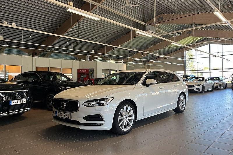 Vit Begagnad 2018 Volvo V90 Kombi | 249 900 kr (Marknadspris) - Bild 1/4