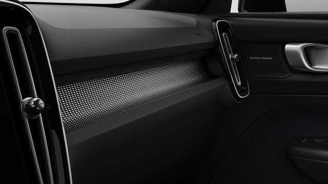 Ny Volvo EX40 Performance 324 kW (441 HK) 2026 Vit SUV