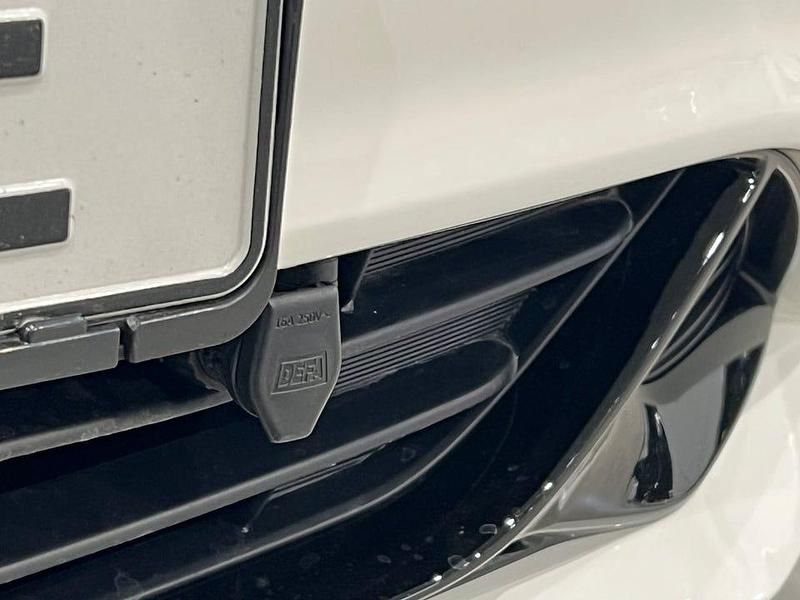 Begagnad Kia Optima Plus 205 HK (150 kW) 2019 Vit Kombi