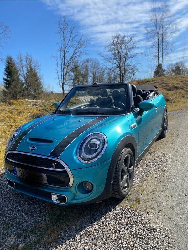 Blå Begagnad 2020 Mini Cooper S Cabriolet Chili Cab | 275 000 kr (Marknadspris) - Bild 1/4
