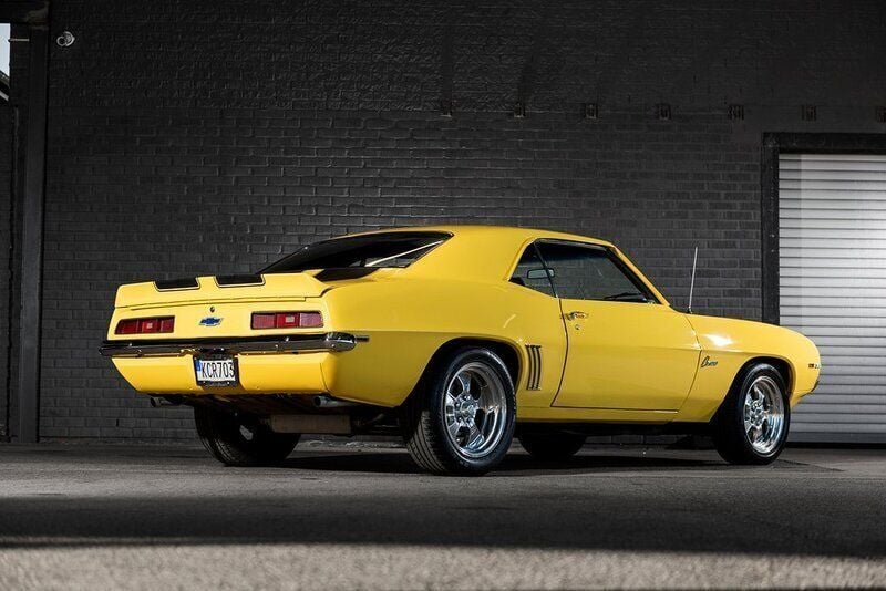 Begagnad Chevrolet Camaro 197 HK (144 kW) 1969 Gul Cab