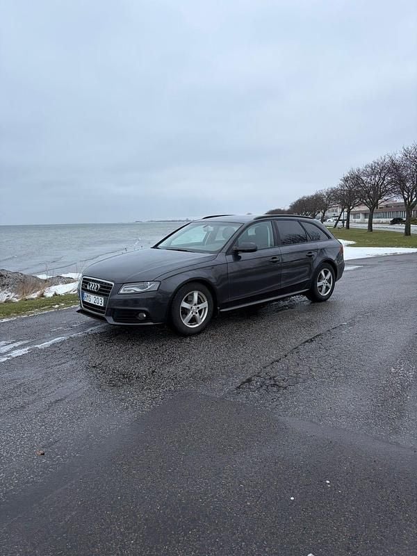 Begagnad 2011 Audi A4 Kombi | 58 000 kr (Marknadspris) - Bild 1/4