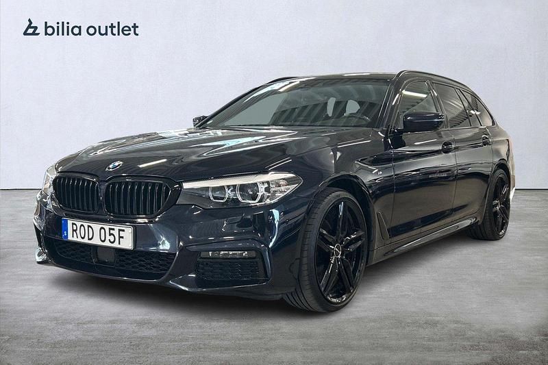 Svart Begagnad 2019 BMW 520 M Sport Kombi | 329 900 kr (Marknadspris) - Bild 1/3