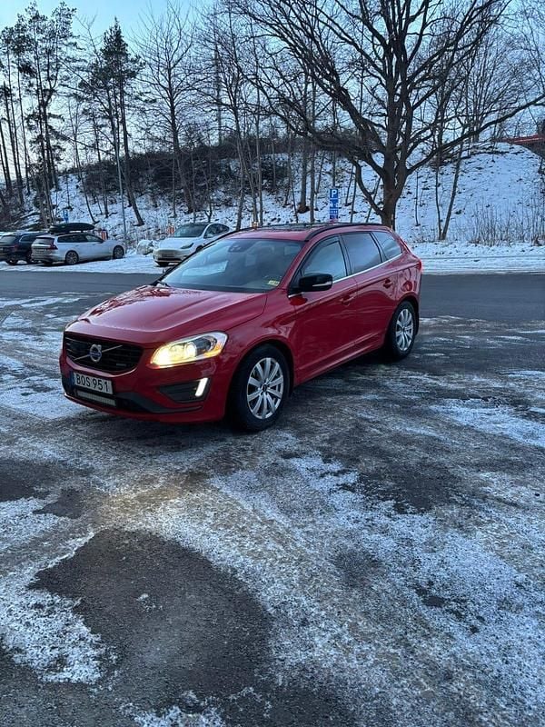 Begagnad Volvo XC60 230 HK (169 kW) 2015 SUV