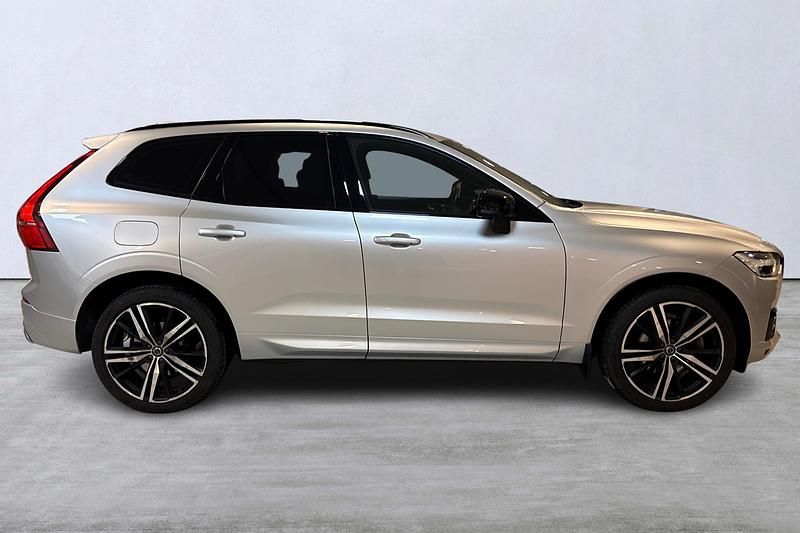 Begagnad Volvo XC60 R-Design 391 HK (287 kW) 2020 Silver SUV