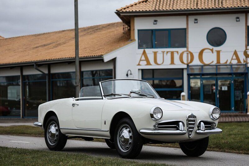 Vit Begagnad 1957 Alfa Romeo Giulietta Halvkombi | 659 000 kr - Bild 1/4