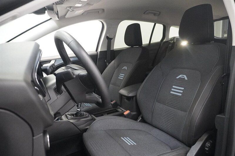 Begagnad Ford Focus Active 125 HK (91 kW) 2023 Blå/lila Kombi