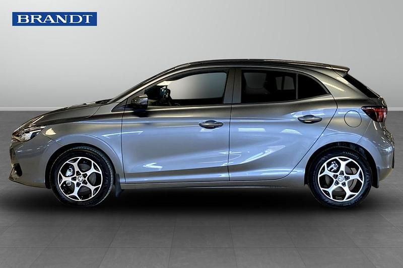 Begagnad MG MG3 Luxury 196 HK (144 kW) 2024 Grå Halvkombi