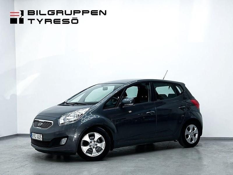 Grå Begagnad 2011 Kia Venga Halvkombi | 69 900 kr (Marknadspris) - Bild 1/4