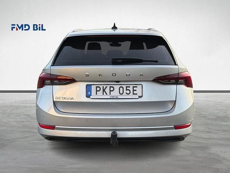 Begagnad Skoda Octavia 116 HK (85 kW) 2022 Grå Kombi