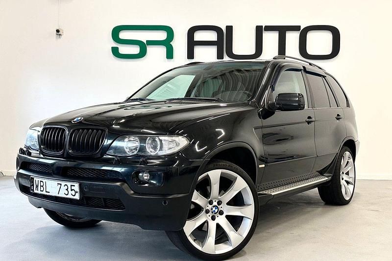 Svart Begagnad 2004 BMW X5 SUV | 79 900 kr - Bild 1/4