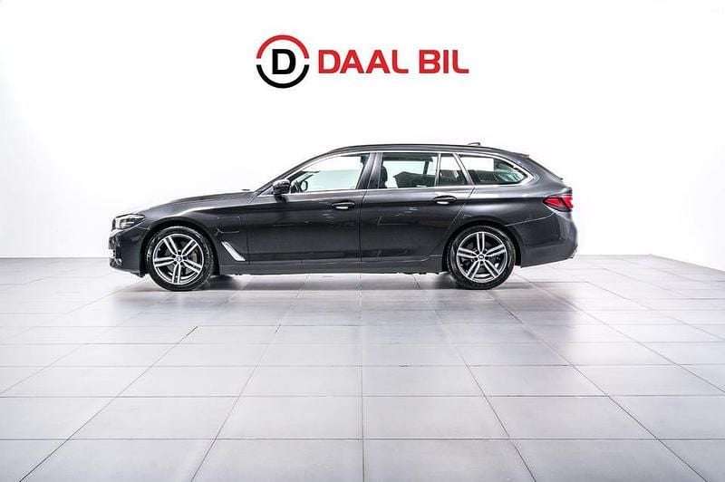 Begagnad BMW 530 Sport Line 292 HK (214 kW) 2021 Grå Kombi