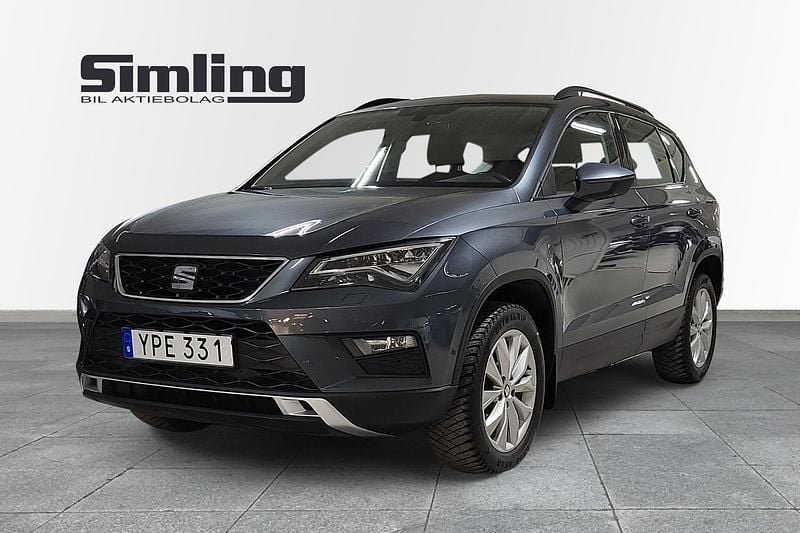 Grå Begagnad 2017 Seat Ateca Ecomotive SUV | 139 900 kr (Marknadspris) - Bild 1/4