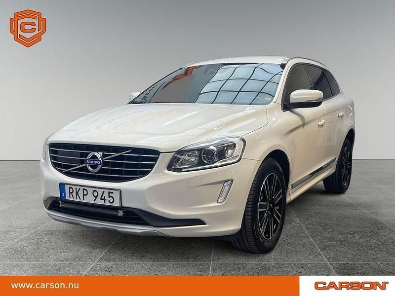 Vit Begagnad 2017 Volvo XC60 Standard SUV | 172 900 kr (Marknadspris) - Bild 1/3