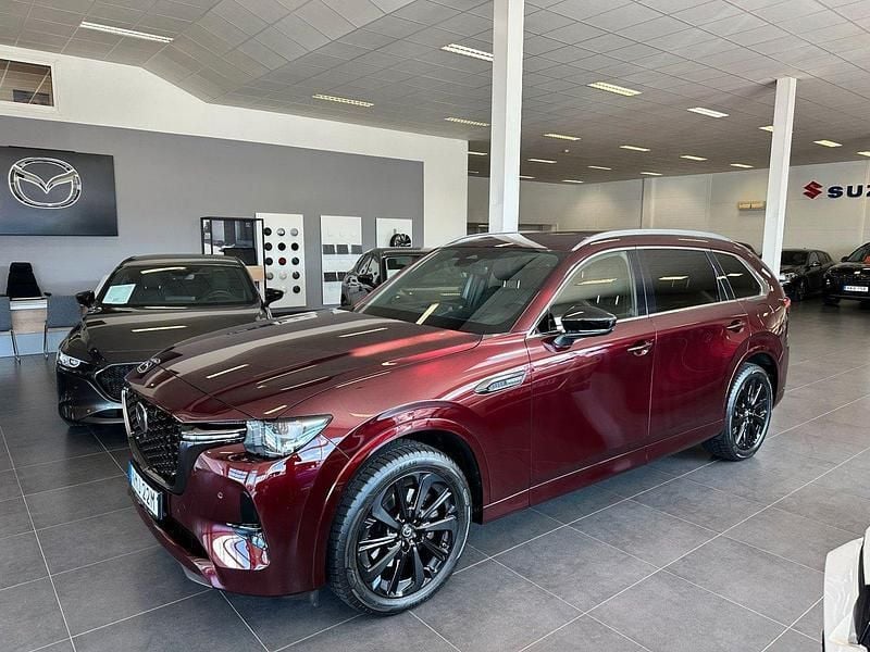 Röd Begagnad 2024 Mazda CX-80 Homura-Line SUV | 616 900 kr (Marknadspris) - Bild 1/4
