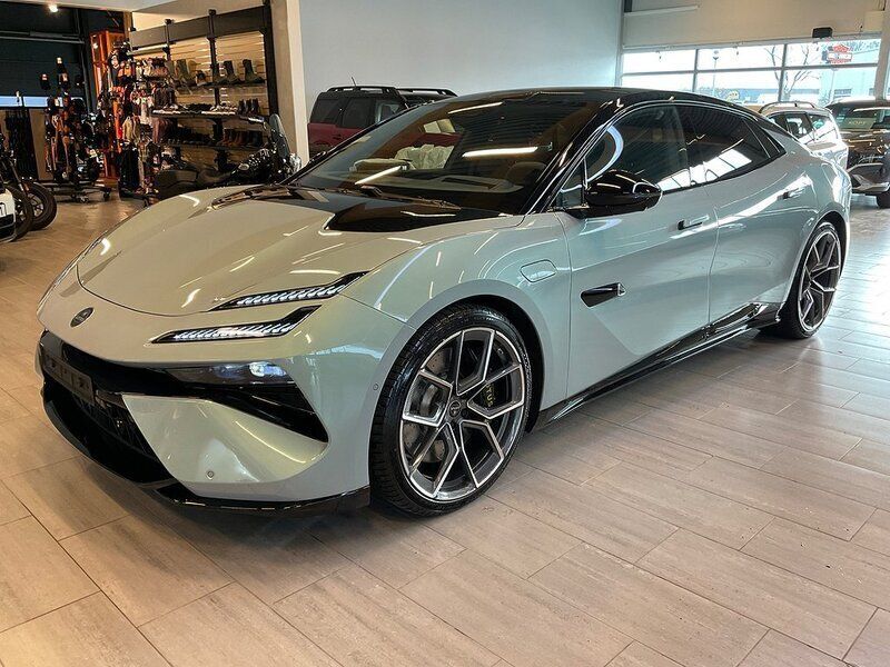 Grön Ny 2024 Lotus Emeya Halvkombi | 1 832 200 kr - Bild 1/4