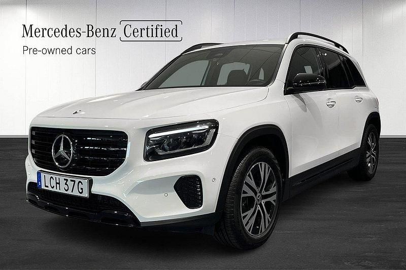 Vit Begagnad 2024 Mercedes GLB250 SUV | 449 900 kr - Bild 1/4