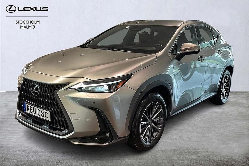 Grå Begagnad 2024 Lexus NX350h SUV | 499 000 kr (Lite dyr) - Bild 1/4