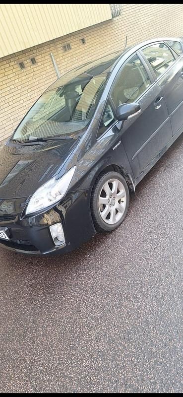 Begagnad 2010 Toyota Prius Halvkombi | 79 000 kr (Marknadspris) - Bild 1/4