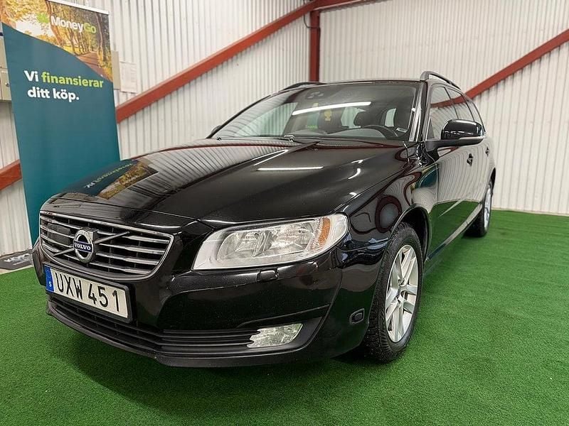 Begagnad Volvo V70 Kinetic 150 HK (110 kW) 2016 Svart Kombi