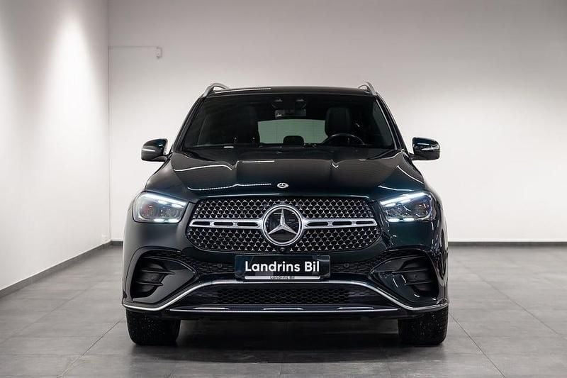 Begagnad Mercedes GLE350 AMG Line Premium Plus 333 HK (244 kW) 2024 Smaragdgrön metallic