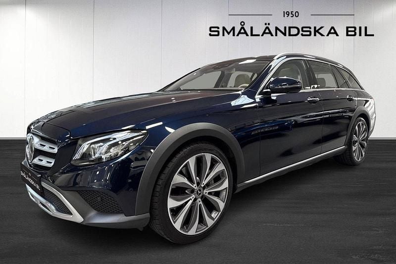 Blå Begagnad 2018 Mercedes E350 Kombi | 359 000 kr (Marknadspris) - Bild 1/4