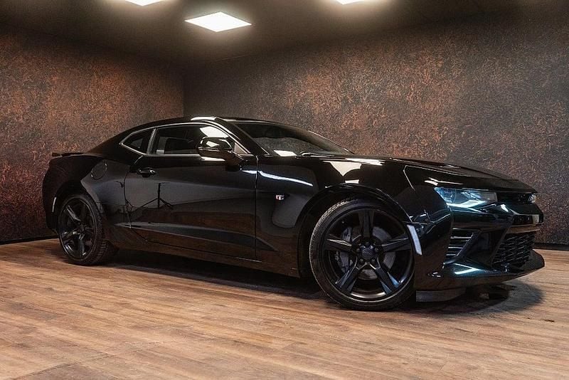 Begagnad Chevrolet Camaro SS 453 HK (333 kW) 2017 Svart
