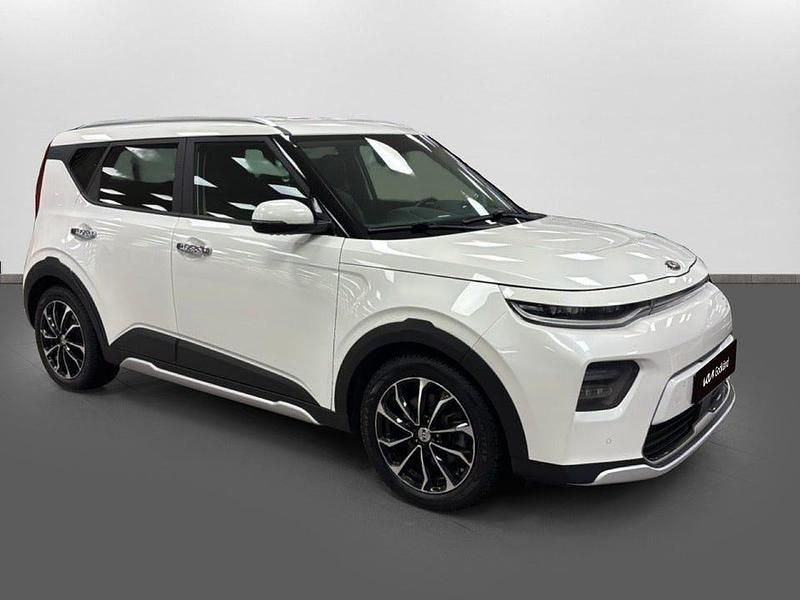 Begagnad Kia Soul EV 150 kW (204 HK) 2021 Vit SUV