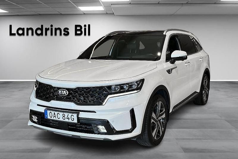 Vit Begagnad 2021 Kia Sorento Advance SUV | 469 300 kr (Marknadspris) - Bild 1/4