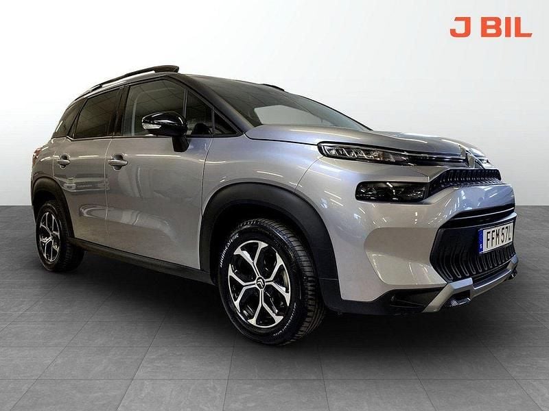 Grå Begagnad 2024 Citroën C3 Aircross Shine SUV | 209 900 kr (Marknadspris) - Bild 1/4