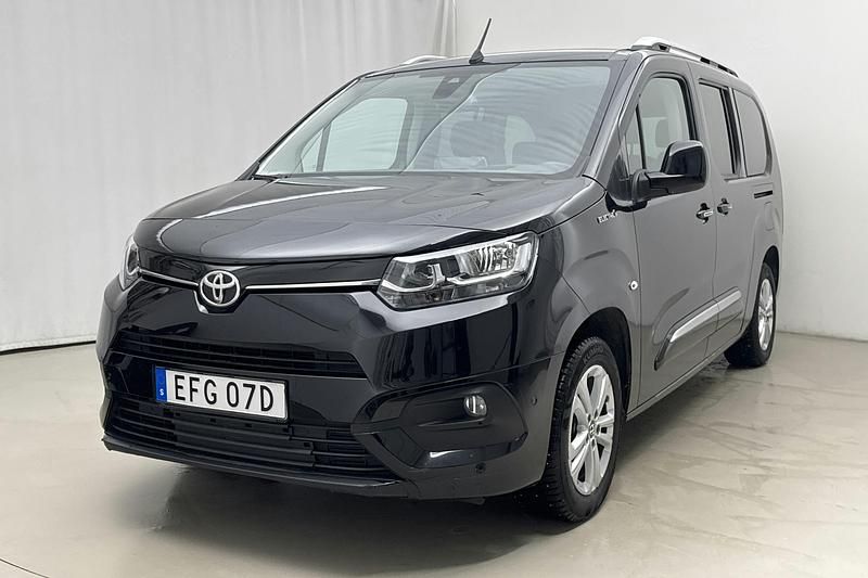 Svart Begagnad 2022 Toyota Proace Verso City Kombi | 345 000 kr - Bild 1/4