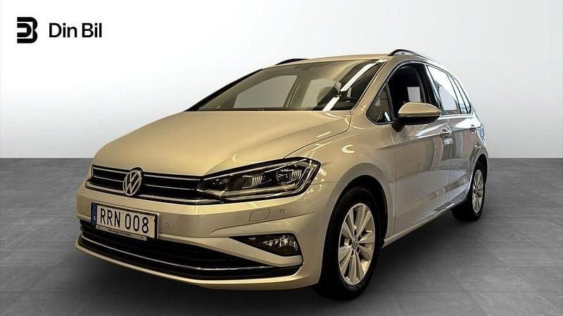 Begagnad VW Golf VII 110 HK (80 kW) 2017 Silver Kombi