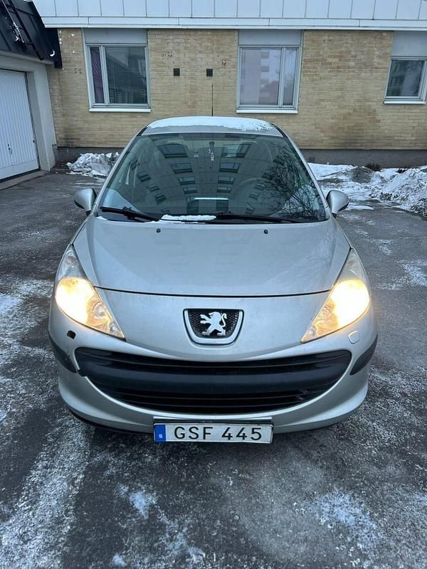 Begagnad 2008 Peugeot 207 | 22 000 kr (Marknadspris) - Bild 1/4