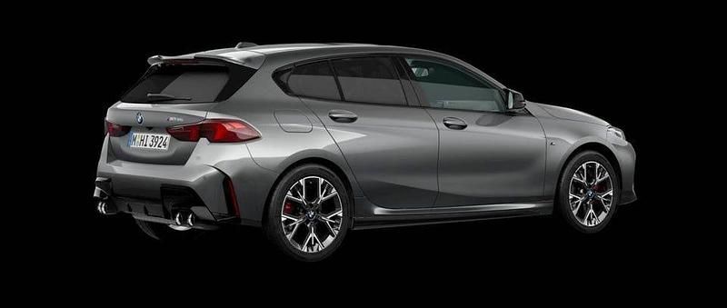 Begagnad BMW M135 Comfort Edition 301 HK (221 kW) 2000 Skyscraper grey metallic Halvkombi