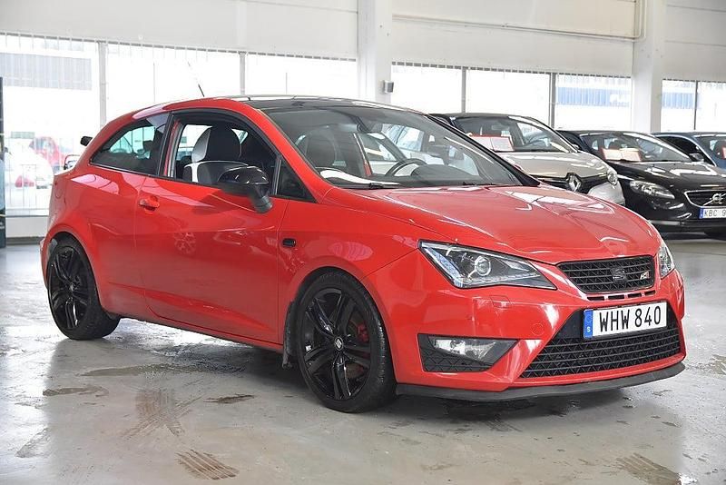 Begagnad Seat Ibiza CUPRA 192 HK (141 kW) 2016 Röd Halvkombi