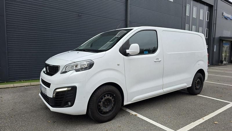 Vit Begagnad 2017 Peugeot Expert Van | 130 000 kr (Marknadspris) - Bild 1/4