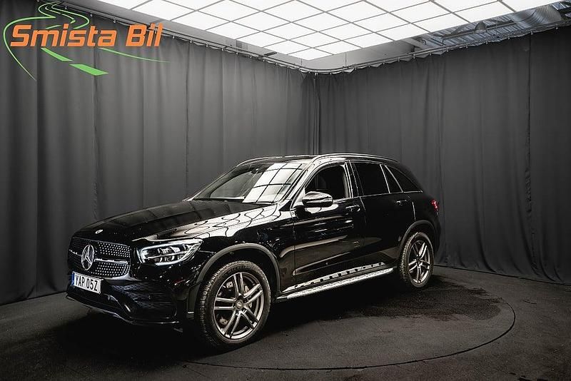 Begagnad Mercedes GLC300e AMG 211 HK (155 kW) 2022 Svart SUV