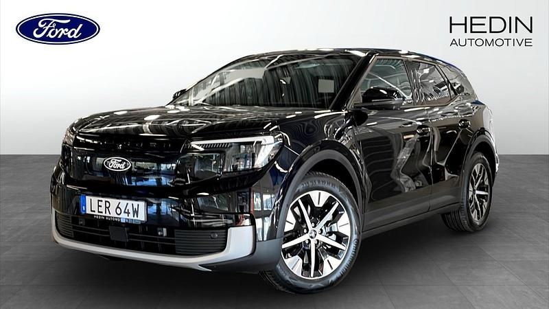 Svart (black) Ny 2025 Ford Explorer SUV | 514 900 kr - Bild 1/4