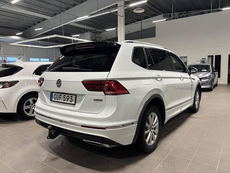 Begagnad VW Tiguan Allspace GT 190 HK (139 kW) 2020 Vit SUV