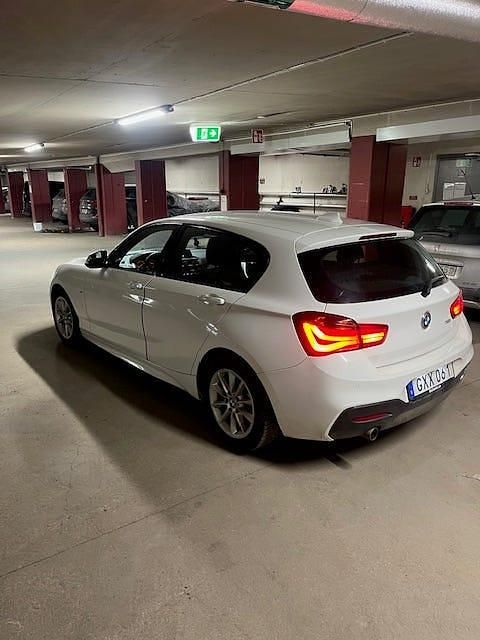 Begagnad BMW 118 M Sport 136 HK (100 kW) 2016 Halvkombi