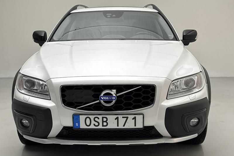 Begagnad Volvo XC70 181 HK (133 kW) 2015 Vit Kombi
